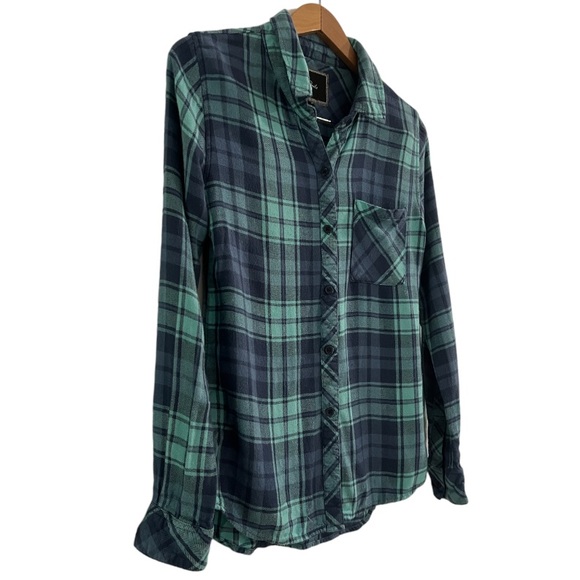 Rails Hunter Plaid Opal Button Down shirt. - Picture 4 of 7